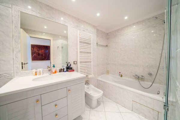 Le Patio Palace - Avenue Hector Otto